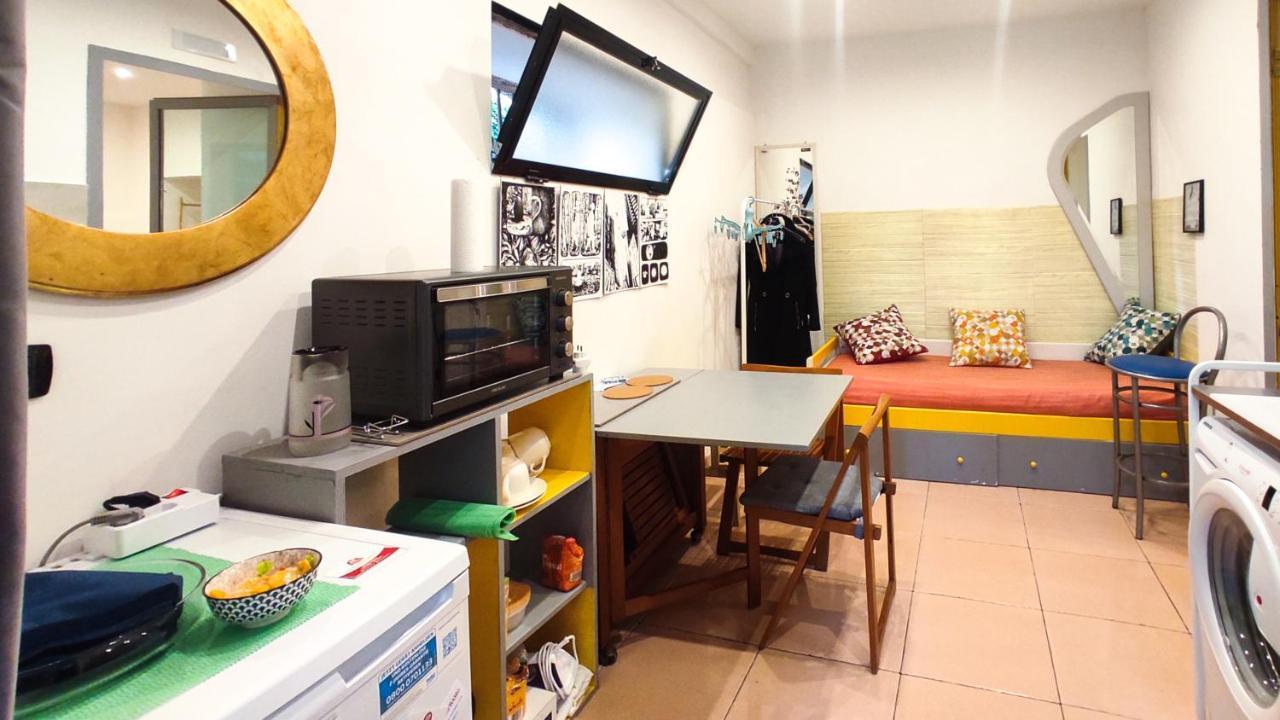 Apartamento Tra Il Bosco E L'Orto Nápoles Exterior foto